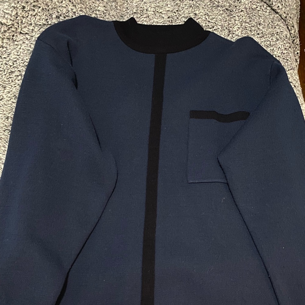 Pazzo vintage clothing Meduim sweater. Material is super good and heavy.